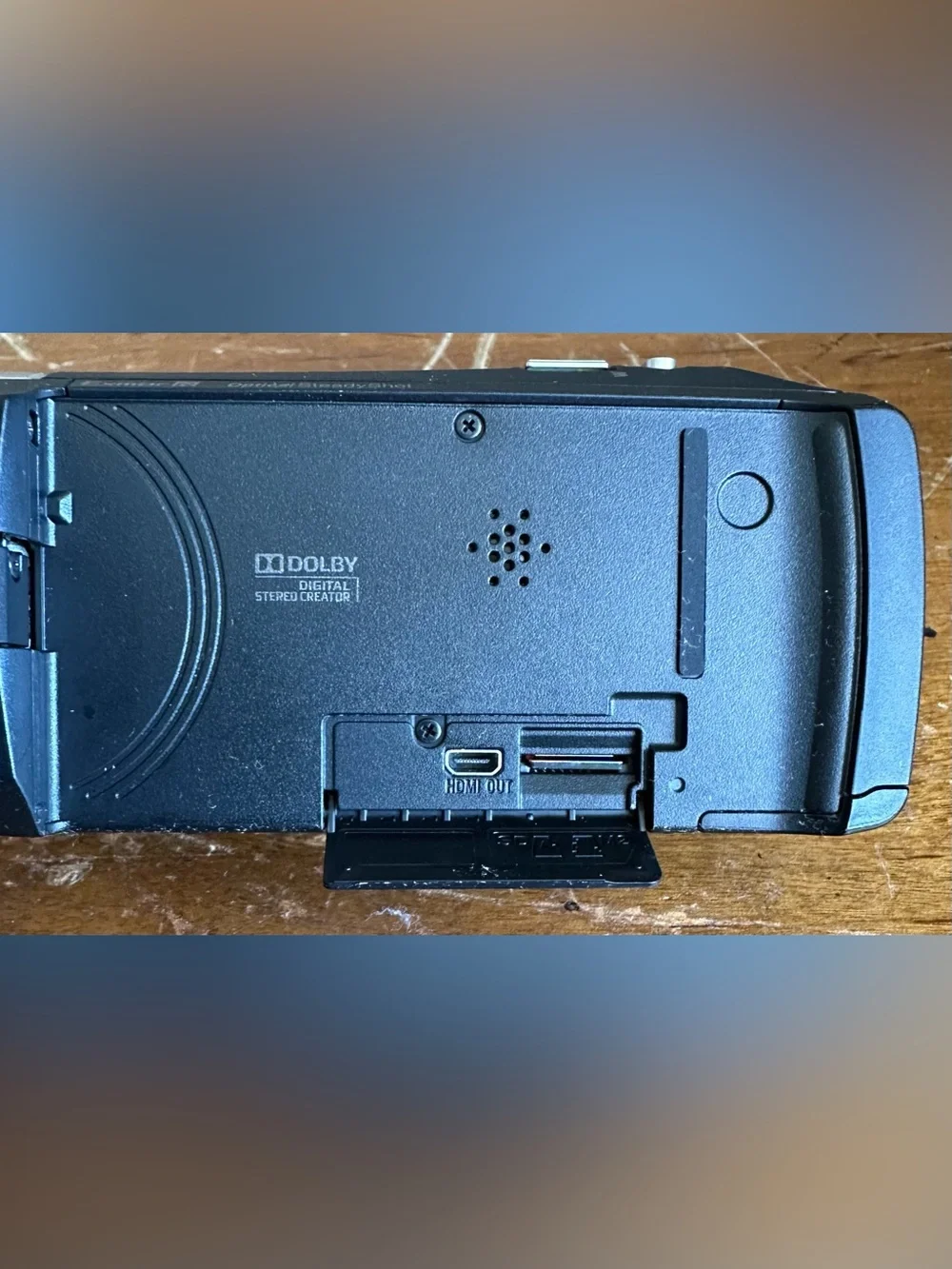 Sony HDR-CX405 Full 1080 HD 30x Optical Zoom 9.2MP CMOS Video Handycam Camcorder